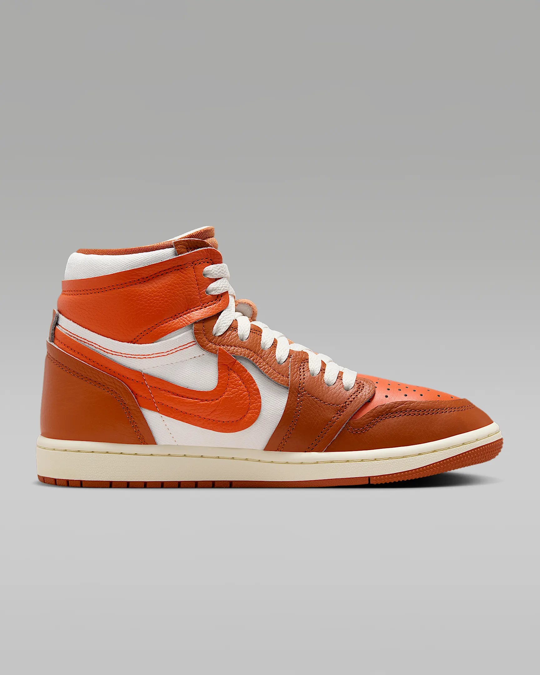 Tenis para mujer Air Jordan 1 High Method of Make – Naranja