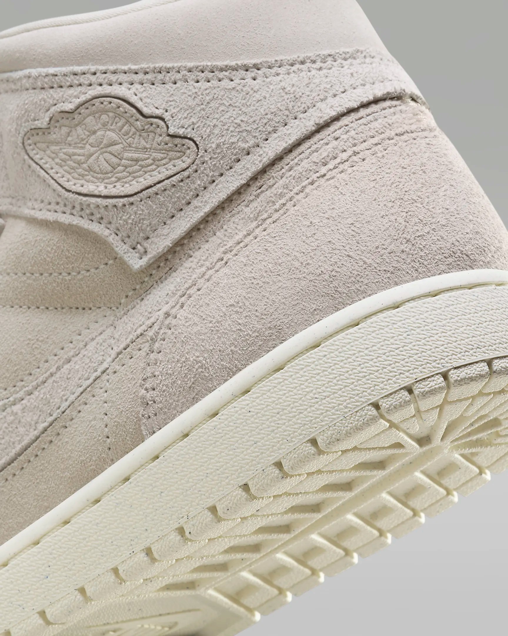 Tenis para hombre Air Jordan 1 Mid SE Craft – Marrón