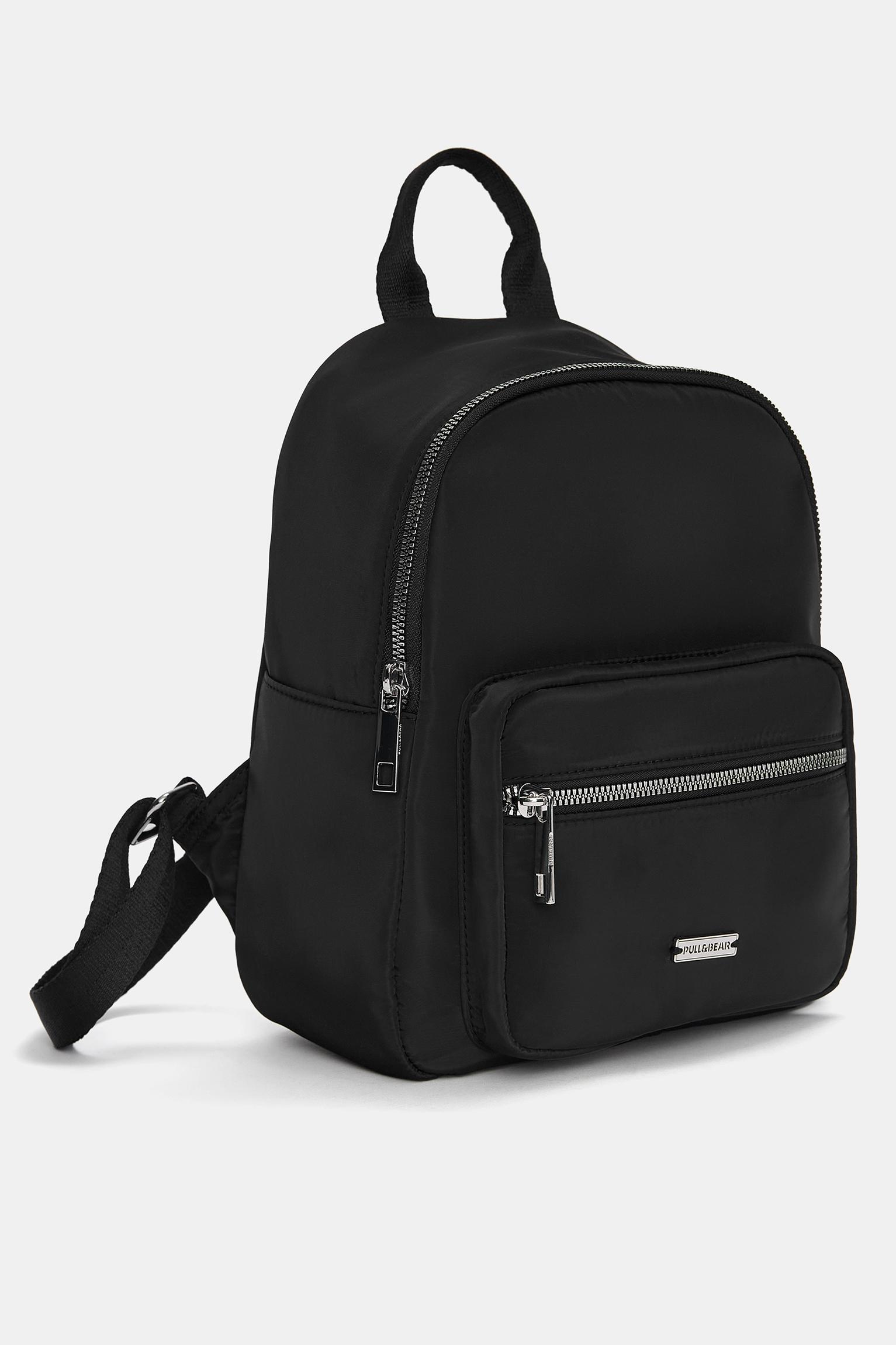 Mini mochila negra nylon – PULL&BEAR