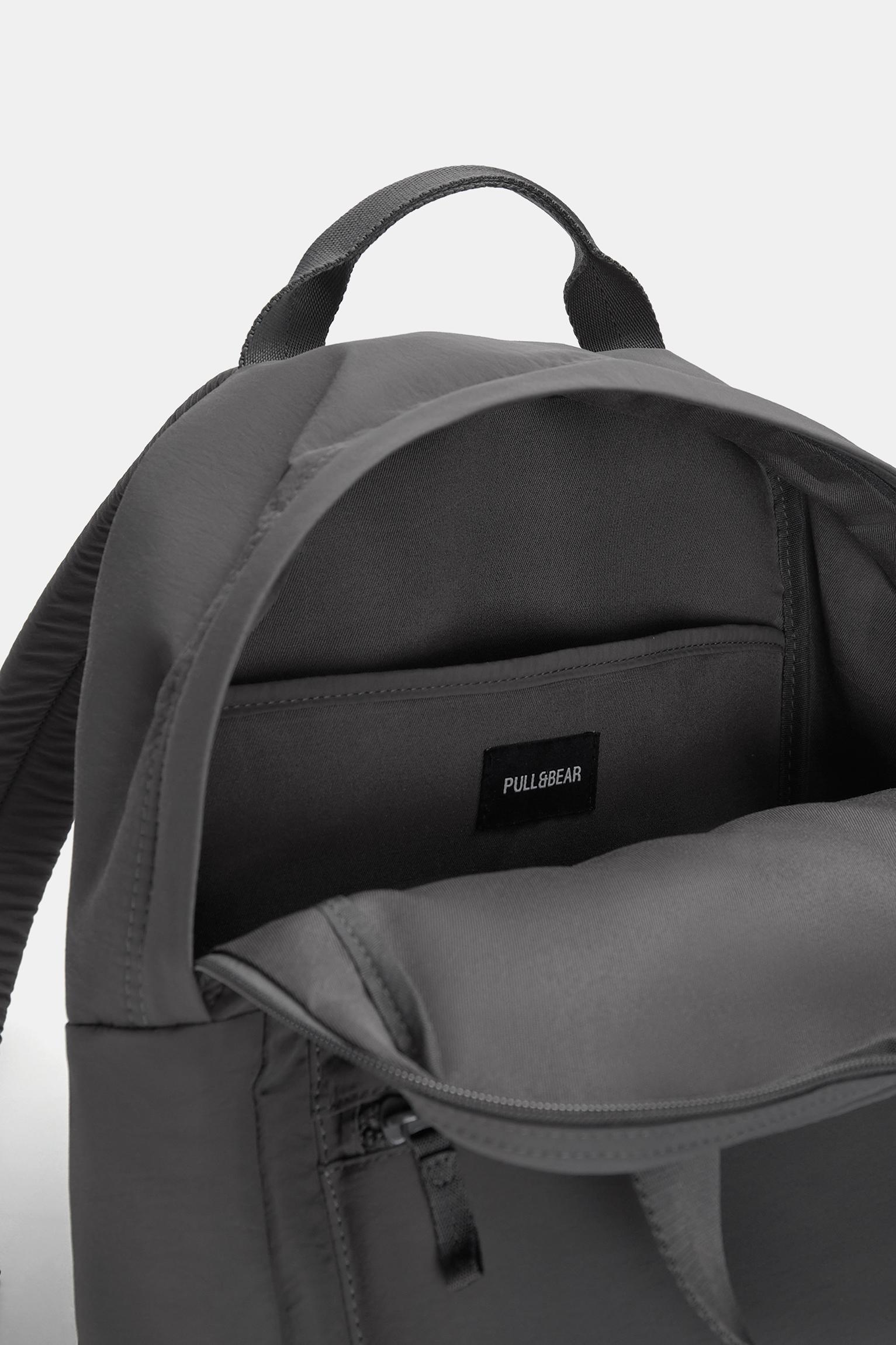 Mochila nylon – PULL&BEAR