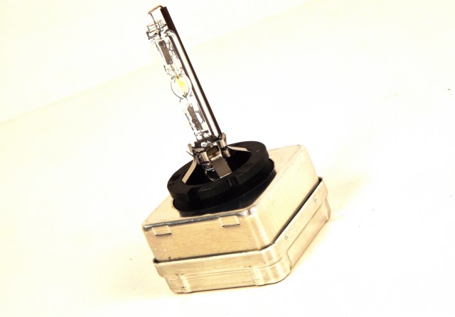 Ford H.I.D Bulb with Ignition Focus RS