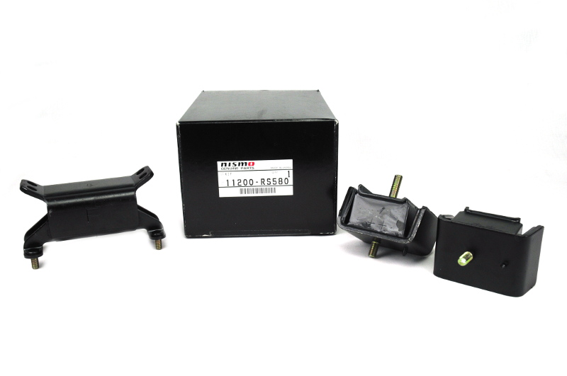 Nismo Engine and gearbox mount set BNR32