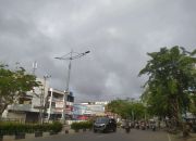 PROSPEK CUACA MINGGUAN WILAYAH PROVINSI KALIMANTAN SELATAN PROSPEK CUACA MINGGUAN WILAYAH PROVINSI KALIMANTAN SELATAN