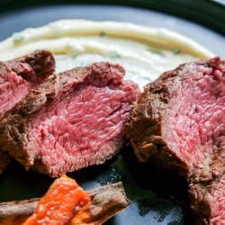 Resep Steak Daging Sapi Empuk: Panduan Lengkap untuk Dapur Anda Resep Steak Daging Sapi Empuk: Panduan Lengkap untuk Dapur Anda