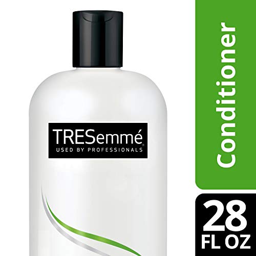 TRESemmé Flawless Curls Moisturizing Conditioner For Curly Hair Formulated With Pro Style Technology 28oz
