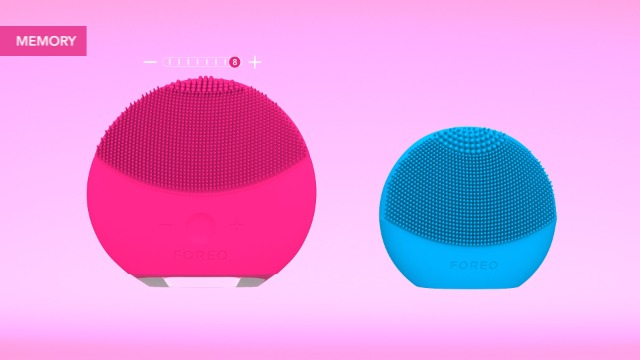 FOREO LUNA play plus Portable Facial Cleansing Brush