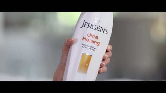 Jergens Ultra Healing Dry Skin Moisturizer, Body and Hand Lotion for Dry Skin, for Quick Absorption into Extra Dry Skin…