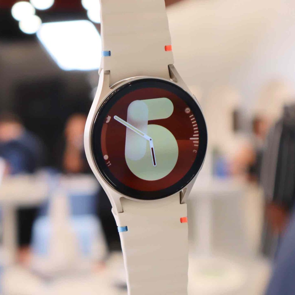 The Samsung Galaxy Watch series‘ biggest flaw is something Apple nailed years ago The Samsung Galaxy Watch series‘ biggest flaw is something Apple nailed years ago