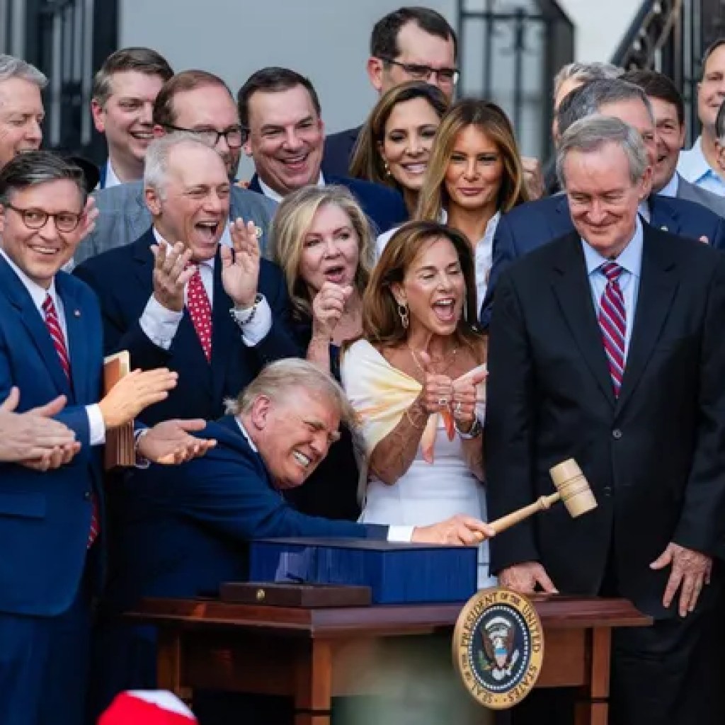 10M people will lose insurance due to GOP policy law: CBO 10M people will lose insurance due to GOP policy law: CBO