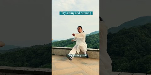 Knee pain, want to lose belly fat? Try sitting and running. Knee pain, want to lose belly fat? Try sitting and running.