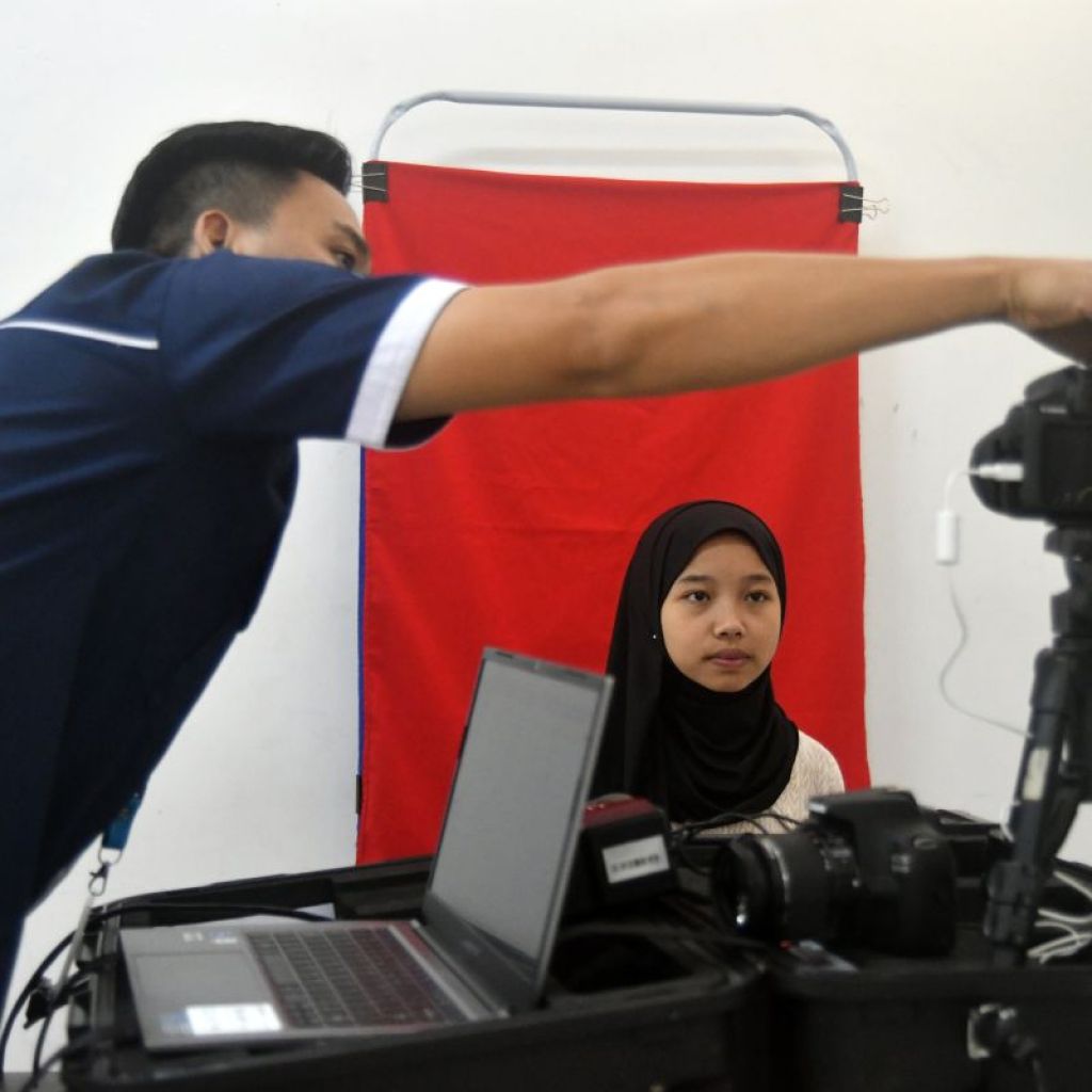 Syarat dan cara membuat e-KTP Syarat dan cara membuat e-KTP