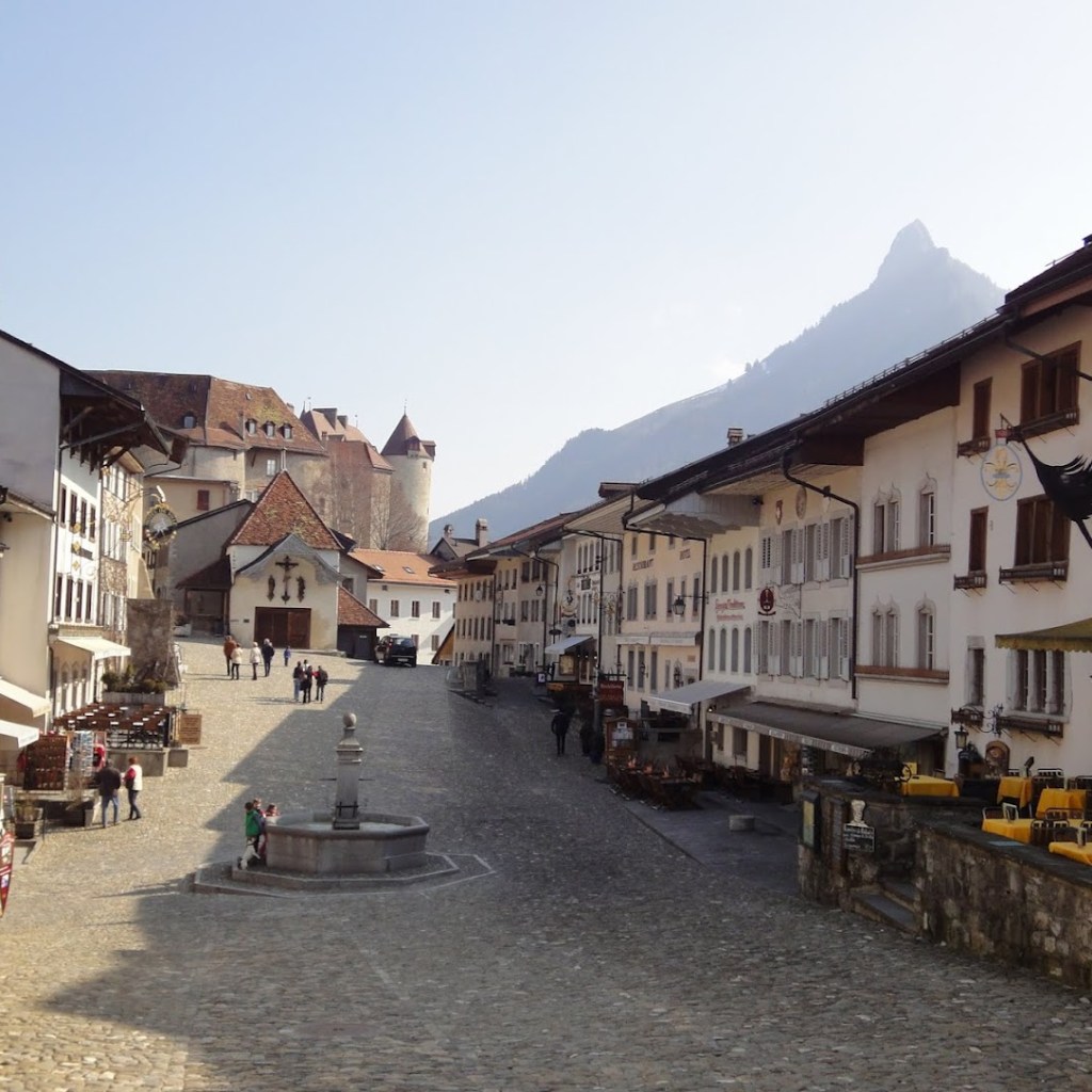 Gruyères, un joyau médiéval au coeur de la Suisse Gruyères, un joyau médiéval au coeur de la Suisse