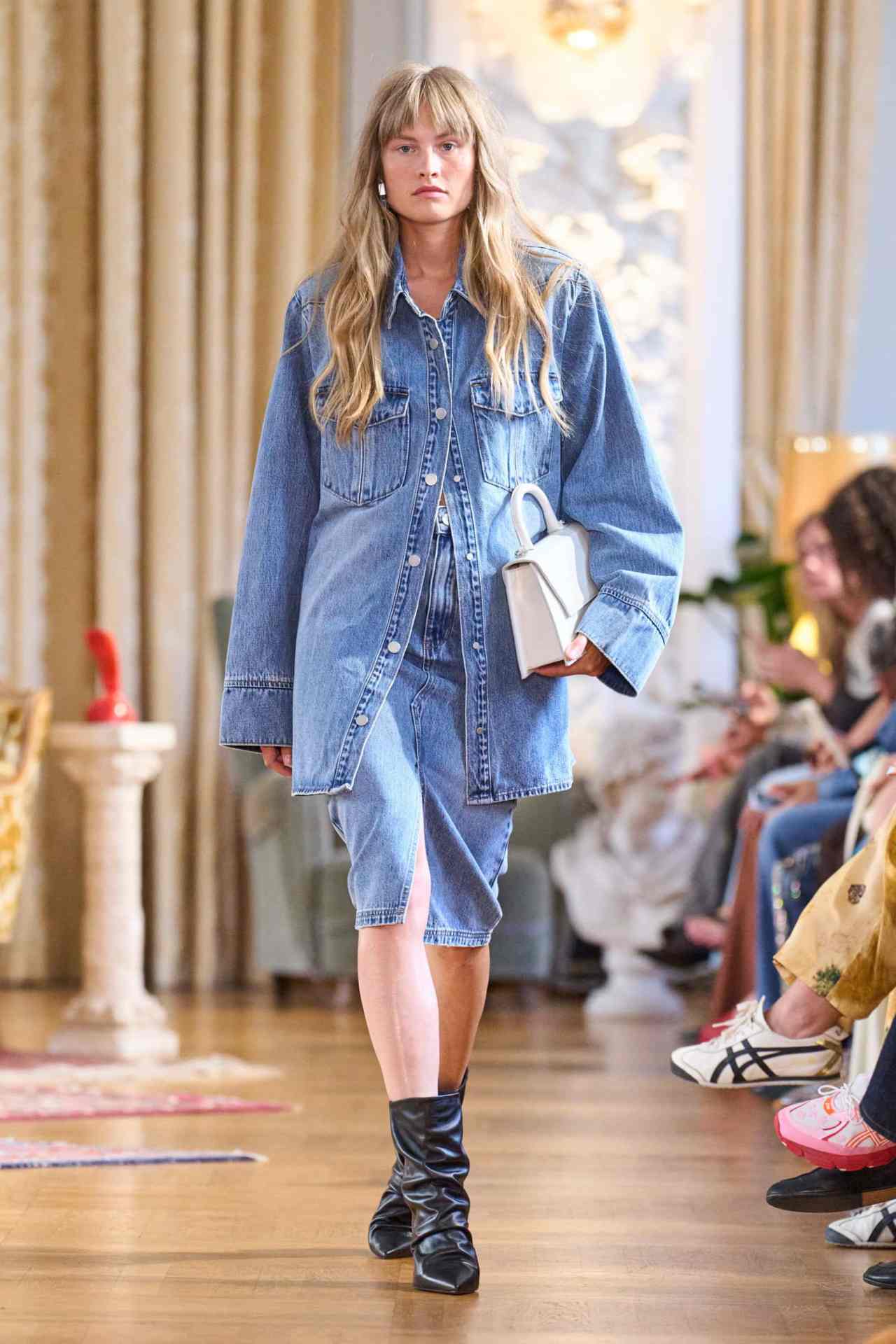Best Denim Set: The Ultimate Styles to Rock in 2025 Best Denim Set: The Ultimate Styles to Rock in 2025