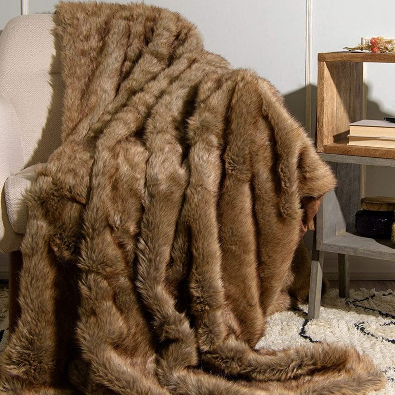 Best Faux Fur Throw Blanket: Top Choices for 2025 Comfort and Style Best Faux Fur Throw Blanket: Top Choices for 2025 Comfort and Style