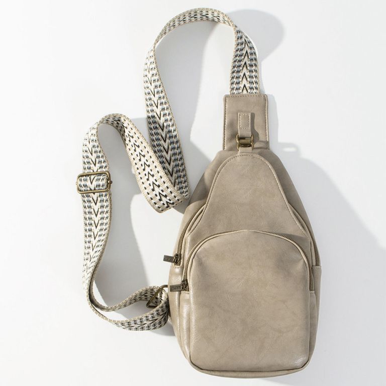 Best Sling Purse for Women: Top Picks for 2025’s Stylish Accessories Best Sling Purse for Women: Top Picks for 2025’s Stylish Accessories