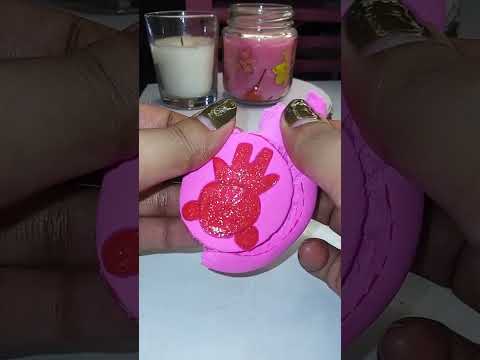 Cracking Dalgona Clay in Squid Game Cracking Dalgona Clay in Squid Game