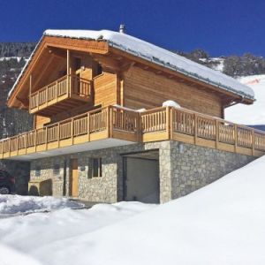 Chalet Des Etoiles Les Masses met buiten-whirlpool - 10 personen Chalet Des Etoiles Les Masses met buiten-whirlpool - 10 personen