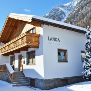 Chalet Landa inclusief catering - 10 personen Chalet Landa inclusief catering - 10 personen
