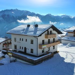 Chalet Räterhof inclusief catering - 18-21 personen Chalet Räterhof inclusief catering - 18-21 personen