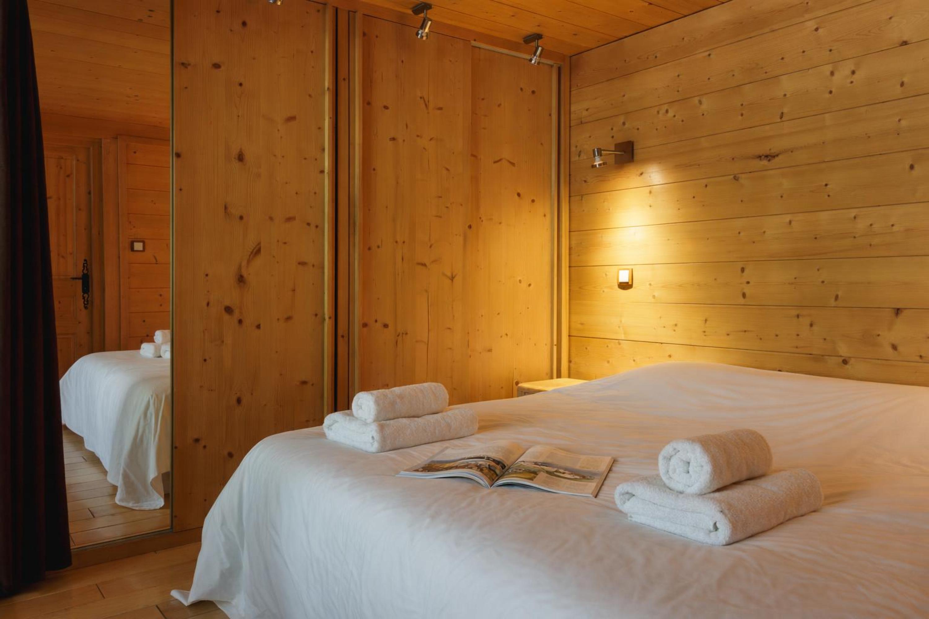 Central Majestic Apartment Near Skiing