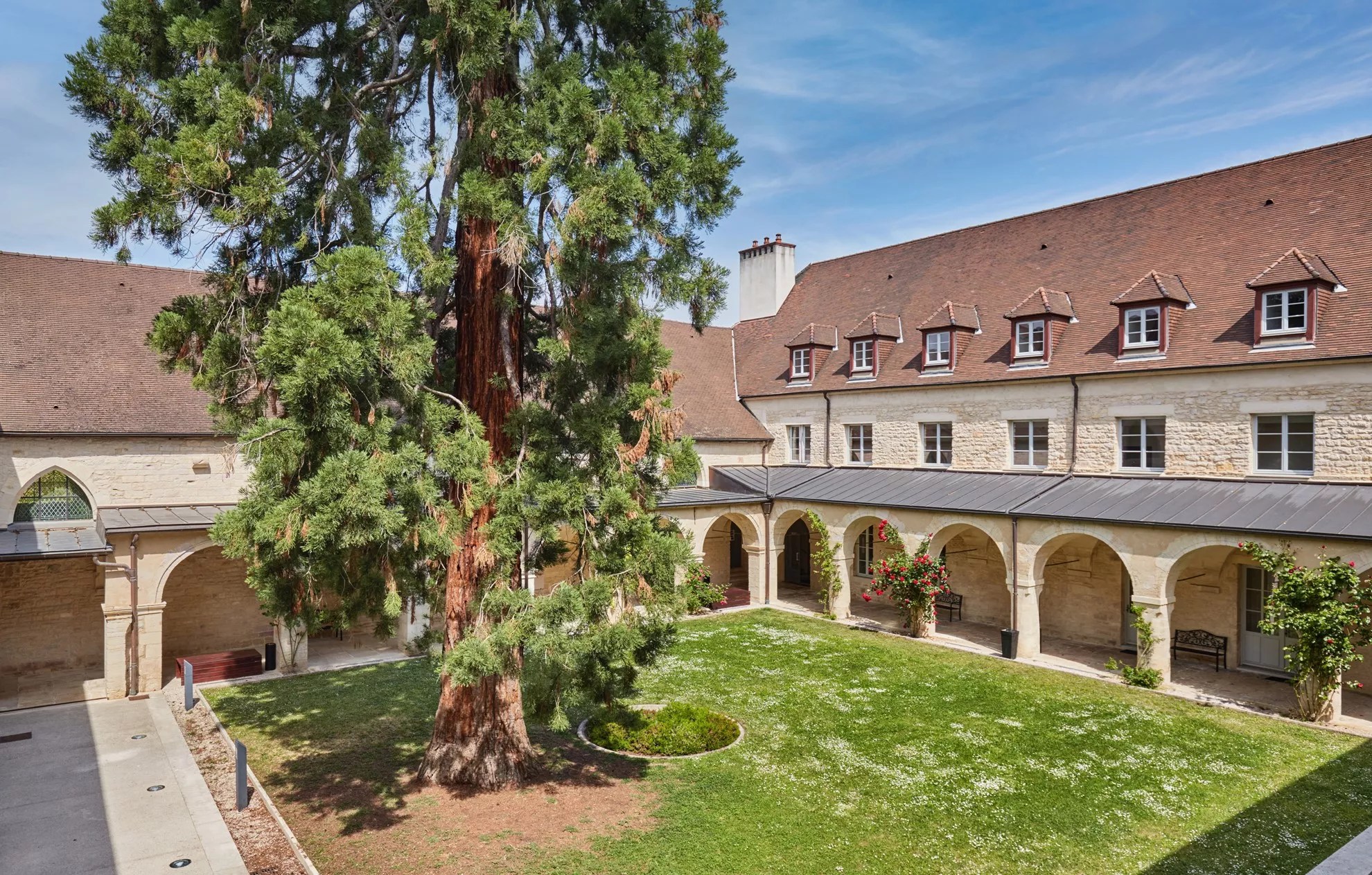 Dijon Centre Les Cordeliers S2p Superior