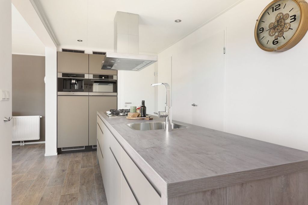 Watervilla op park Familiehuis Nunspeet aan een vijver - Image 11