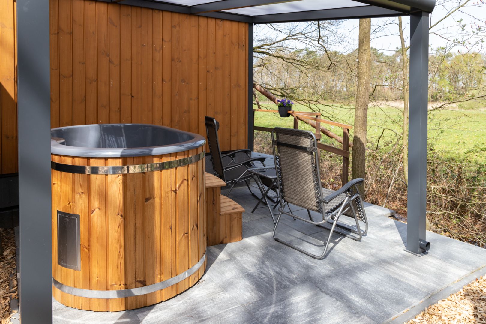 Tiny house met spa voor 2 personen op recreatiepark in Uddel - Image 9