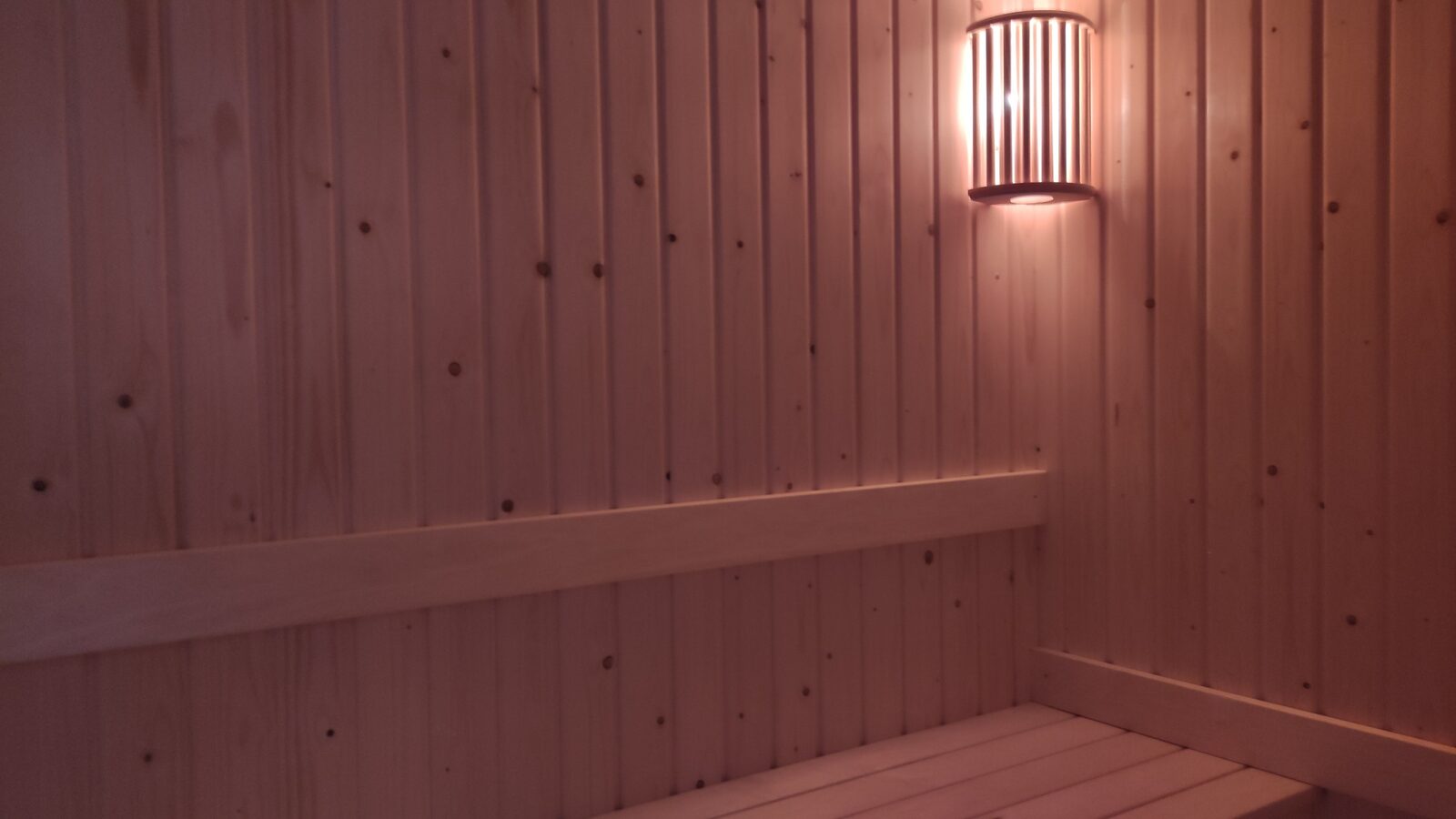 Moderne vakantiewoning voor 4 personen op de Rhederlaagse Meren met Sauna - Image 9