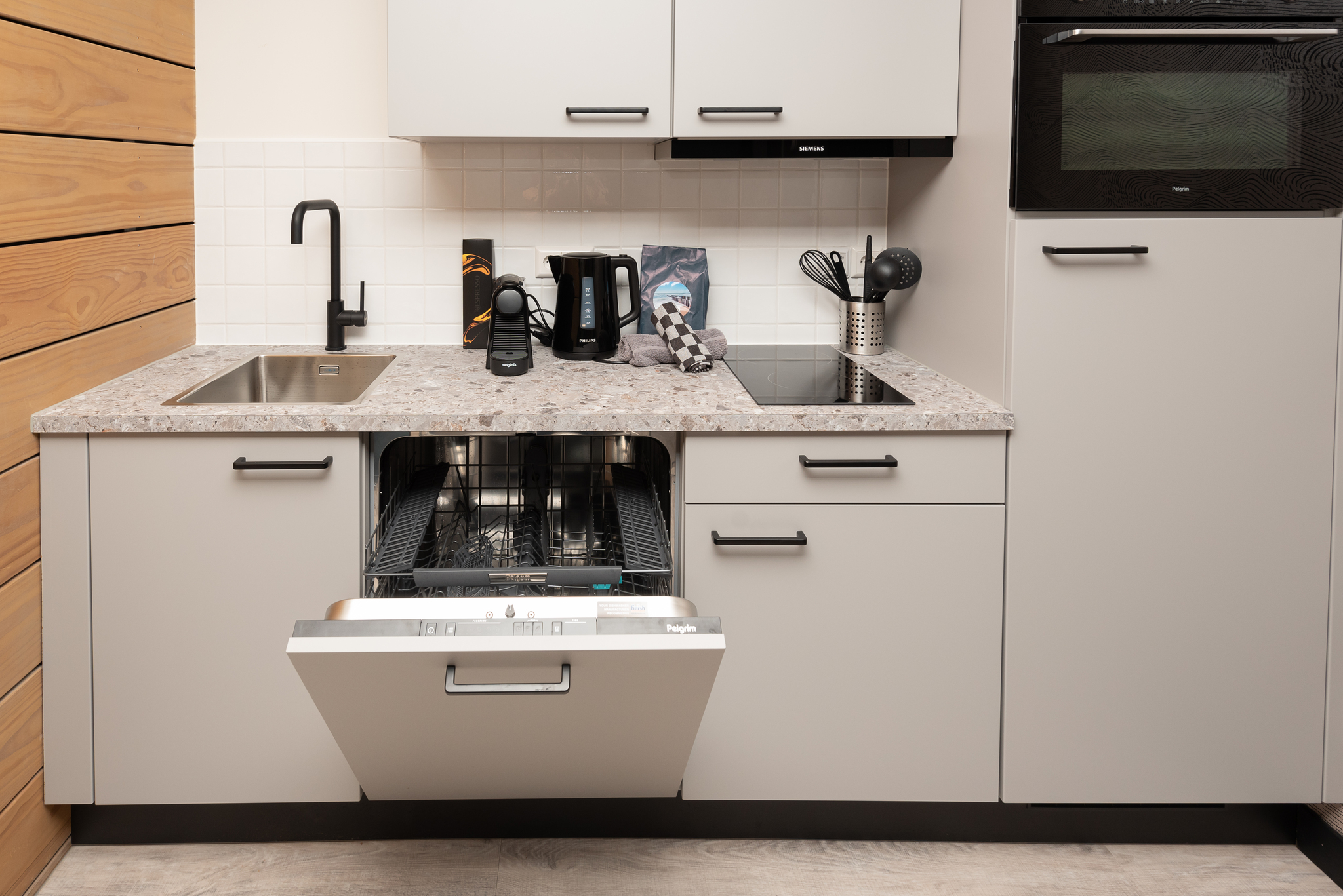 Luxe apt - Jan van Renesseweg 1 