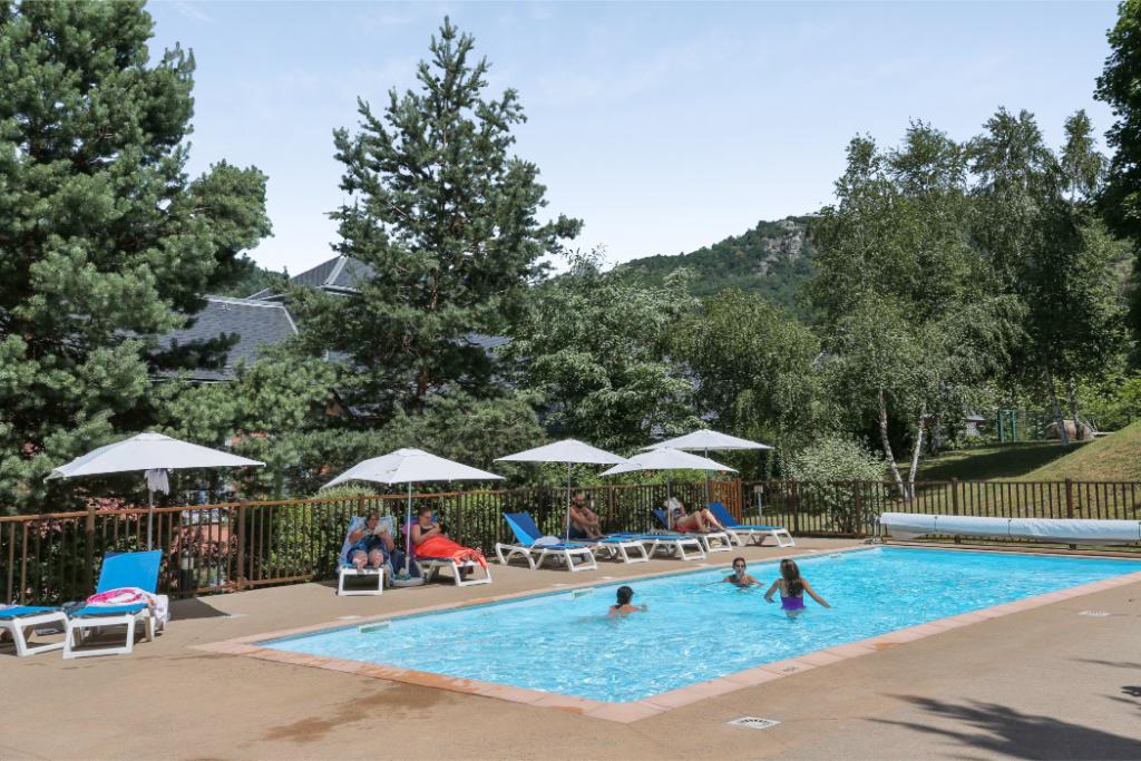 Les Trois Domaines S2