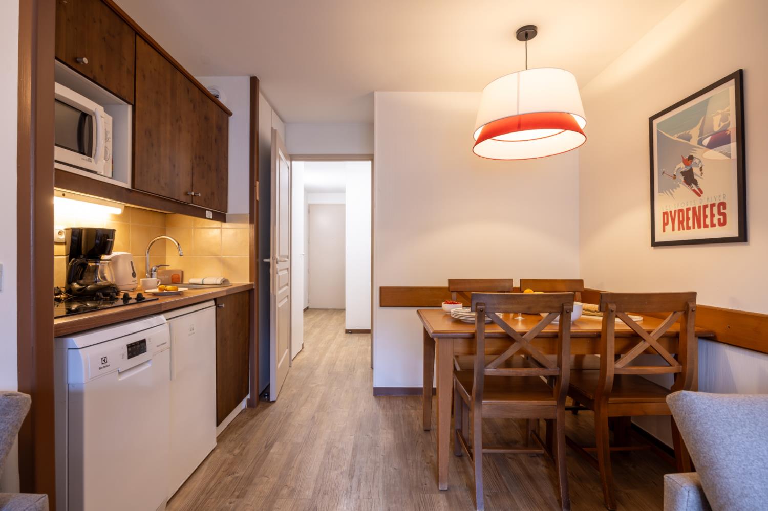 Les Trois Domaines 2p 4p