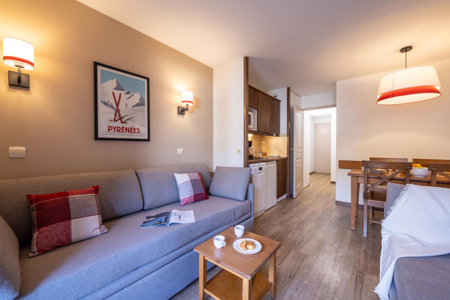 Les Trois Domaines 2p 4p