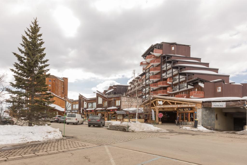 L'Ours Blanc 2/3p 6/7