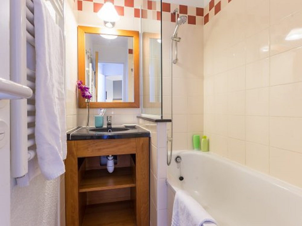 Les Constellations 2/3p 6/7p.