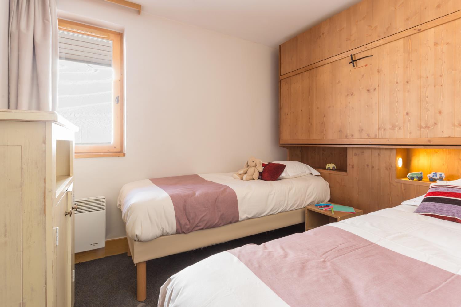 Les Nereides 2p 4/5p MW