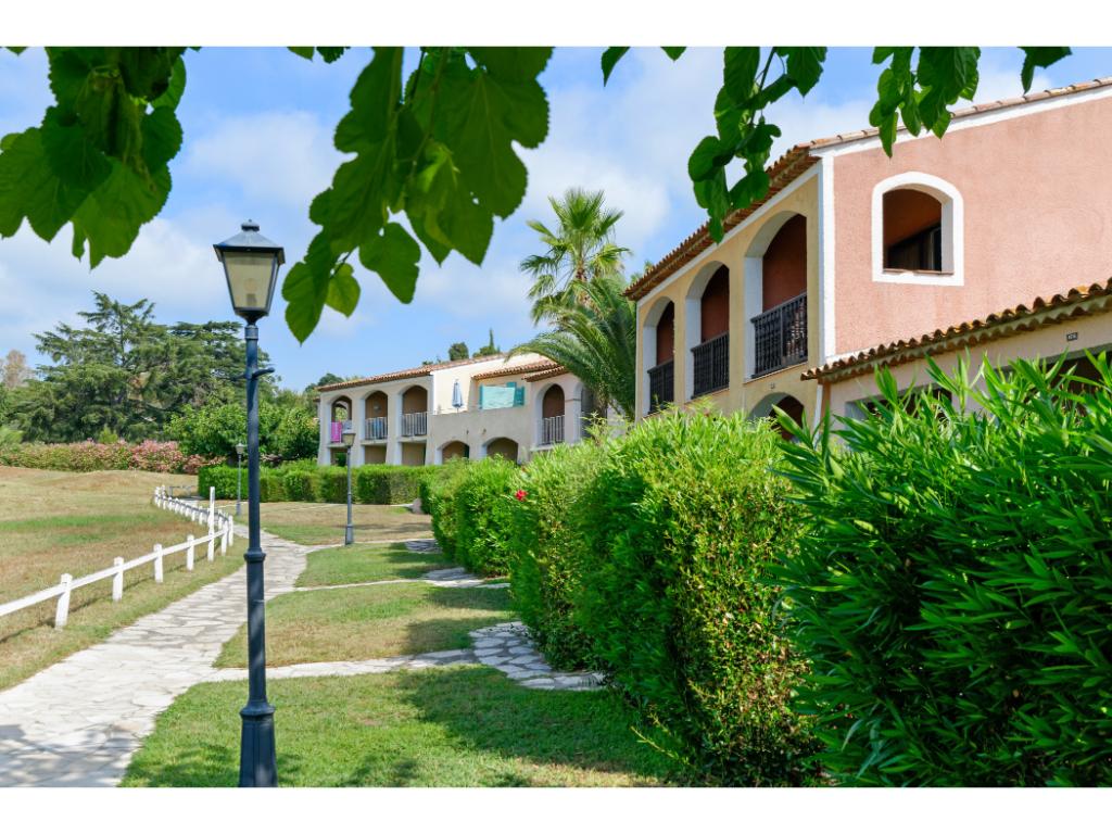 Les Parcs de Grimaud 2p4p