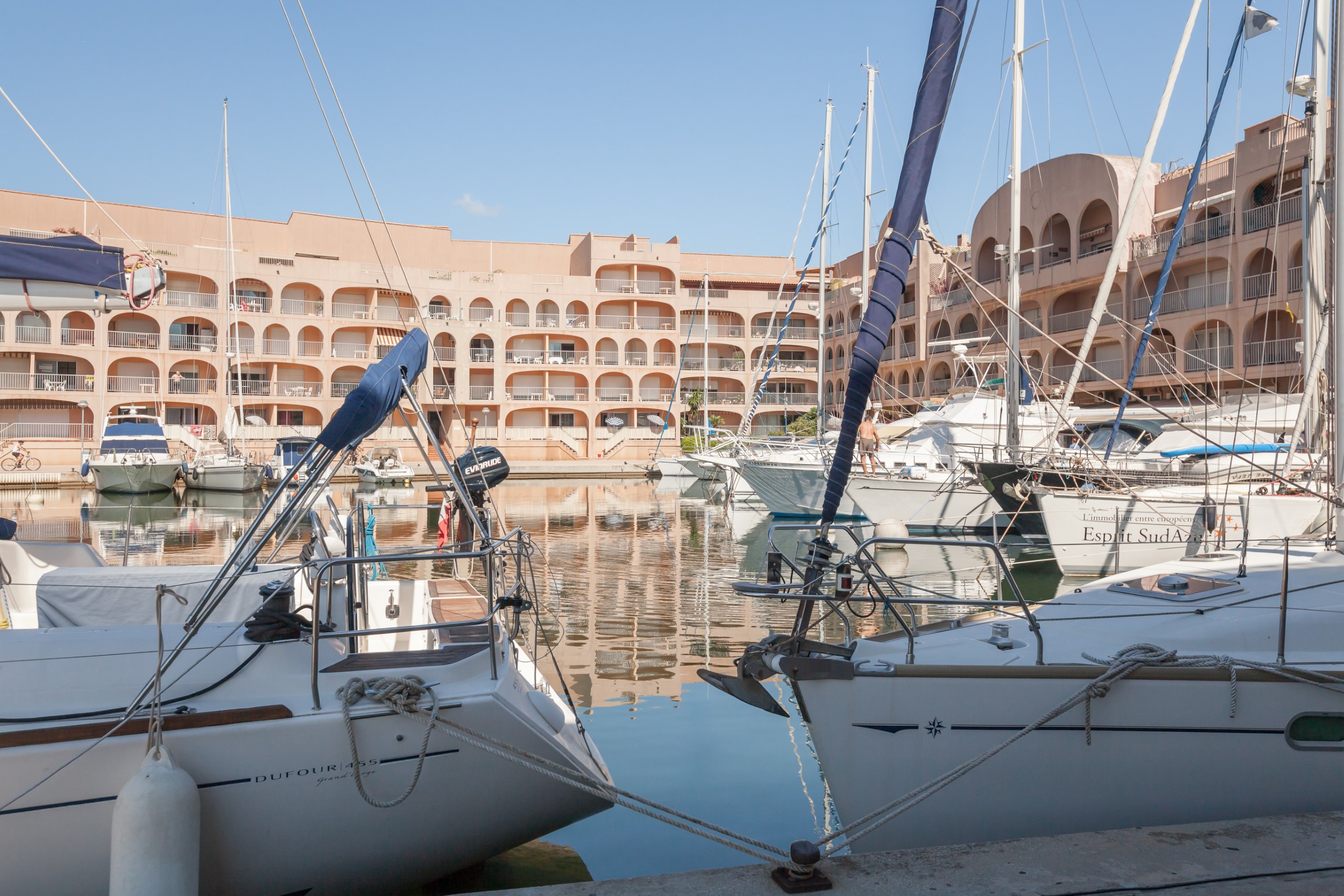 Le Port Studio 4p Port View