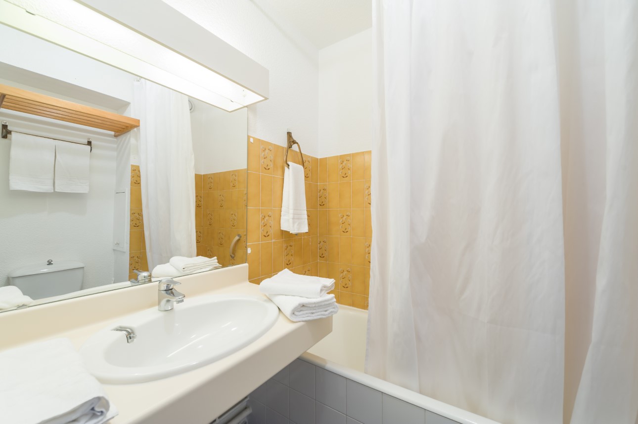 Le Port Studio 4p Port View