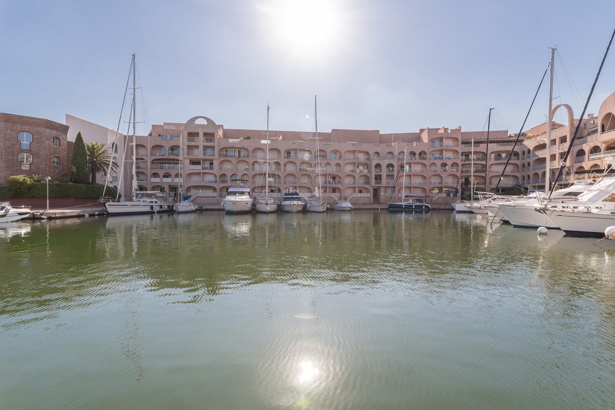 Le Port Studio 4p Port View