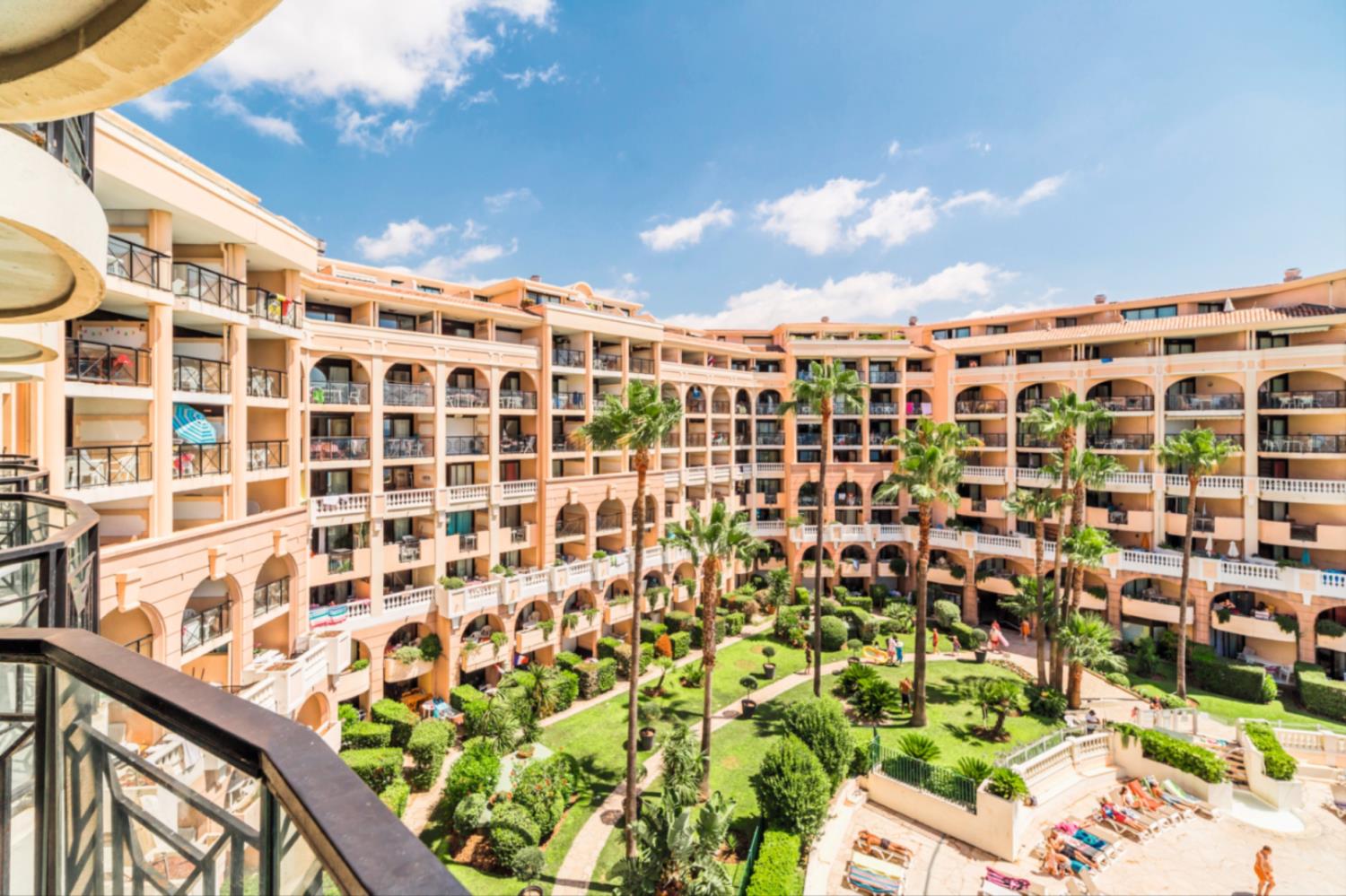 Cannes Verrerie 2p6p A/C Terrace