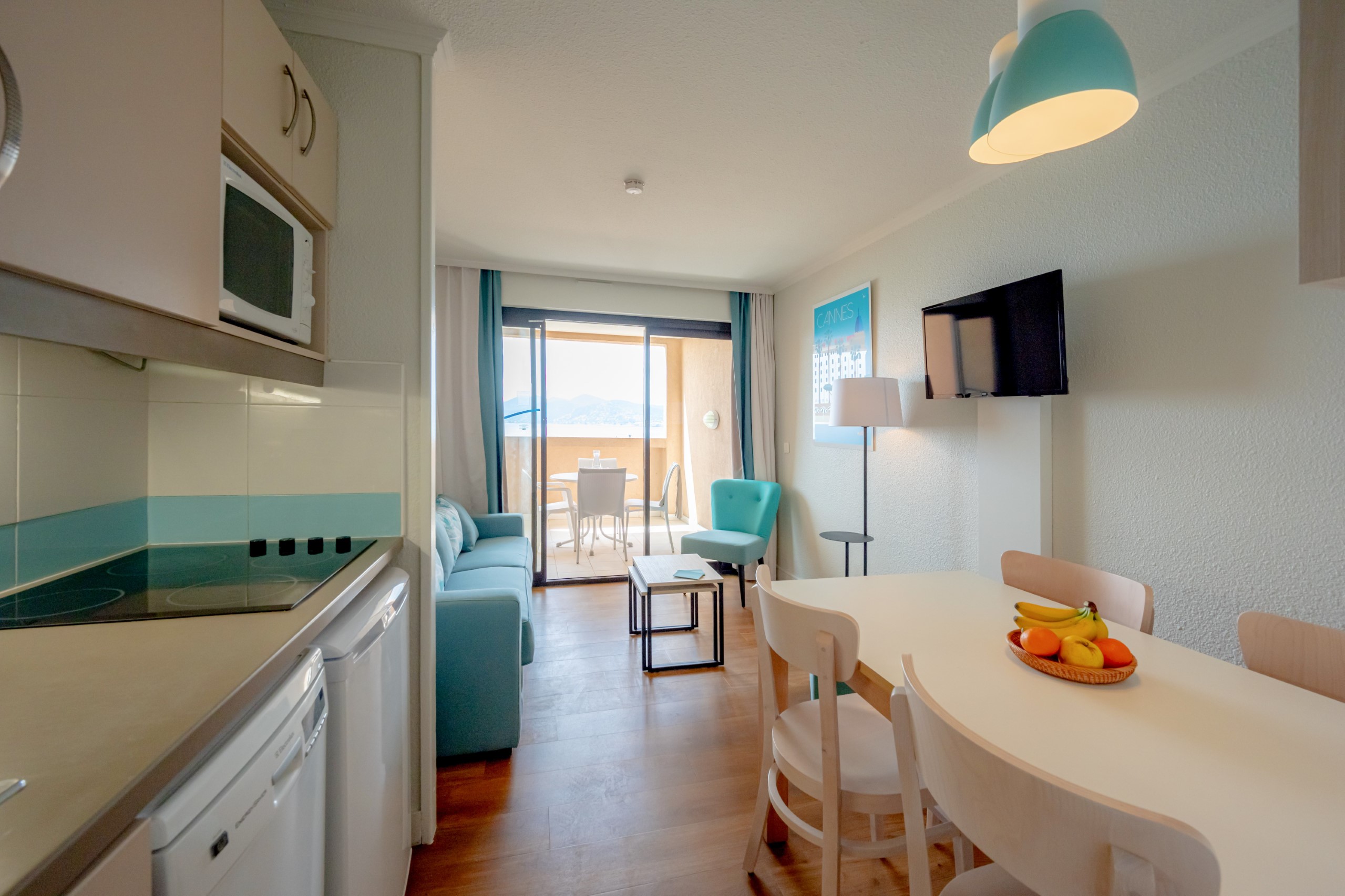 Cannes Verrerie S4p A/C