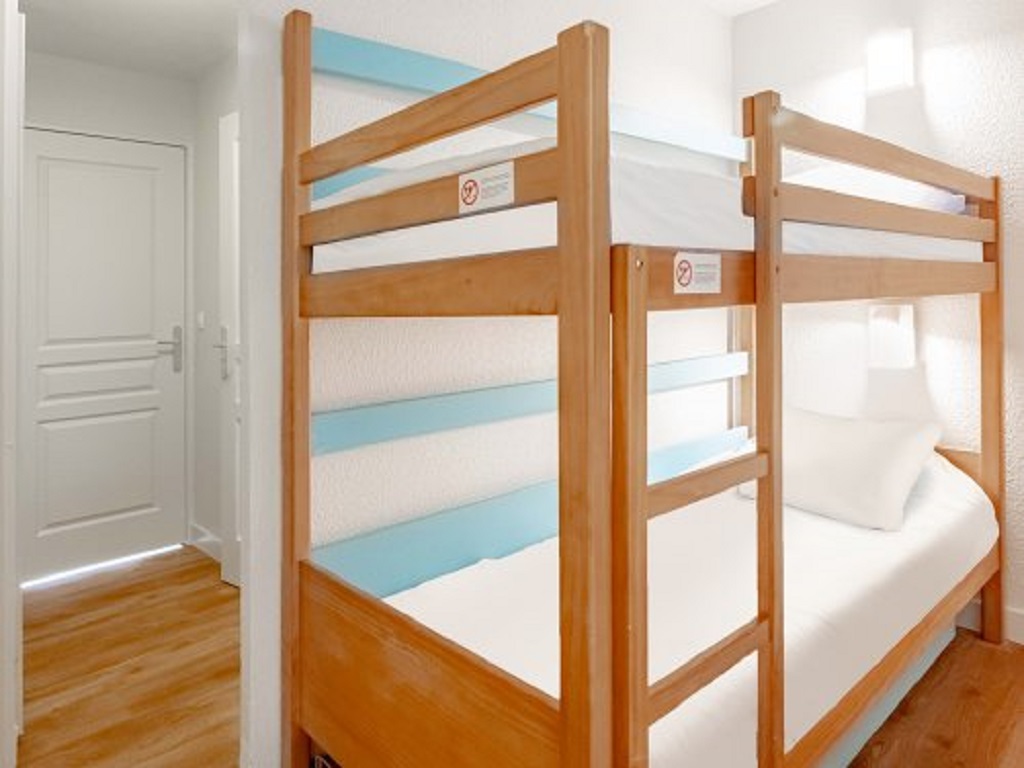 Cannes Verrerie S4p A/C