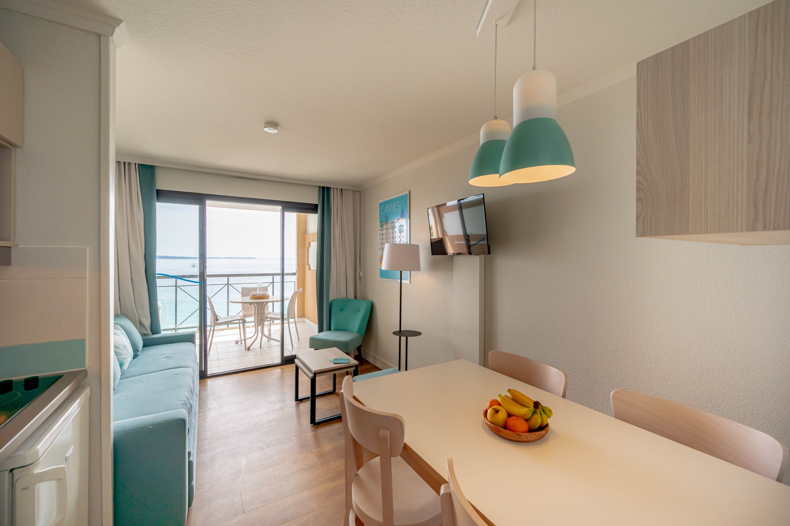 Cannes Verrerie 2p4p A/C Sea View