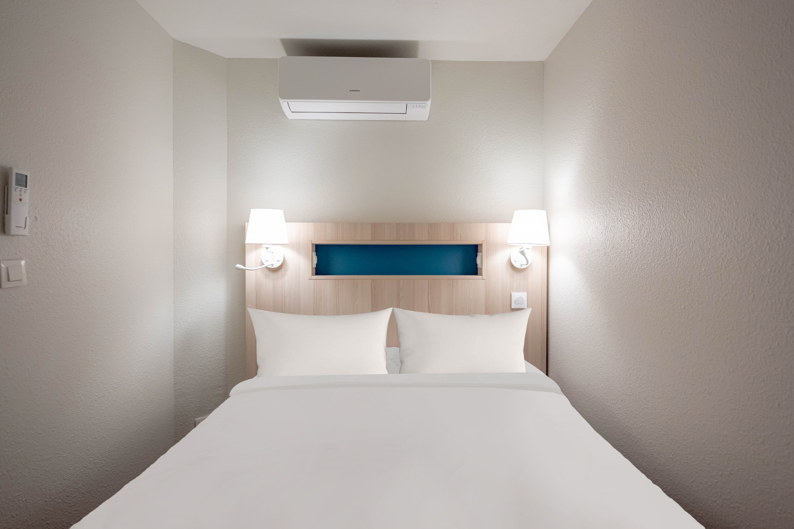 Cannes Verrerie 2p4p A/C