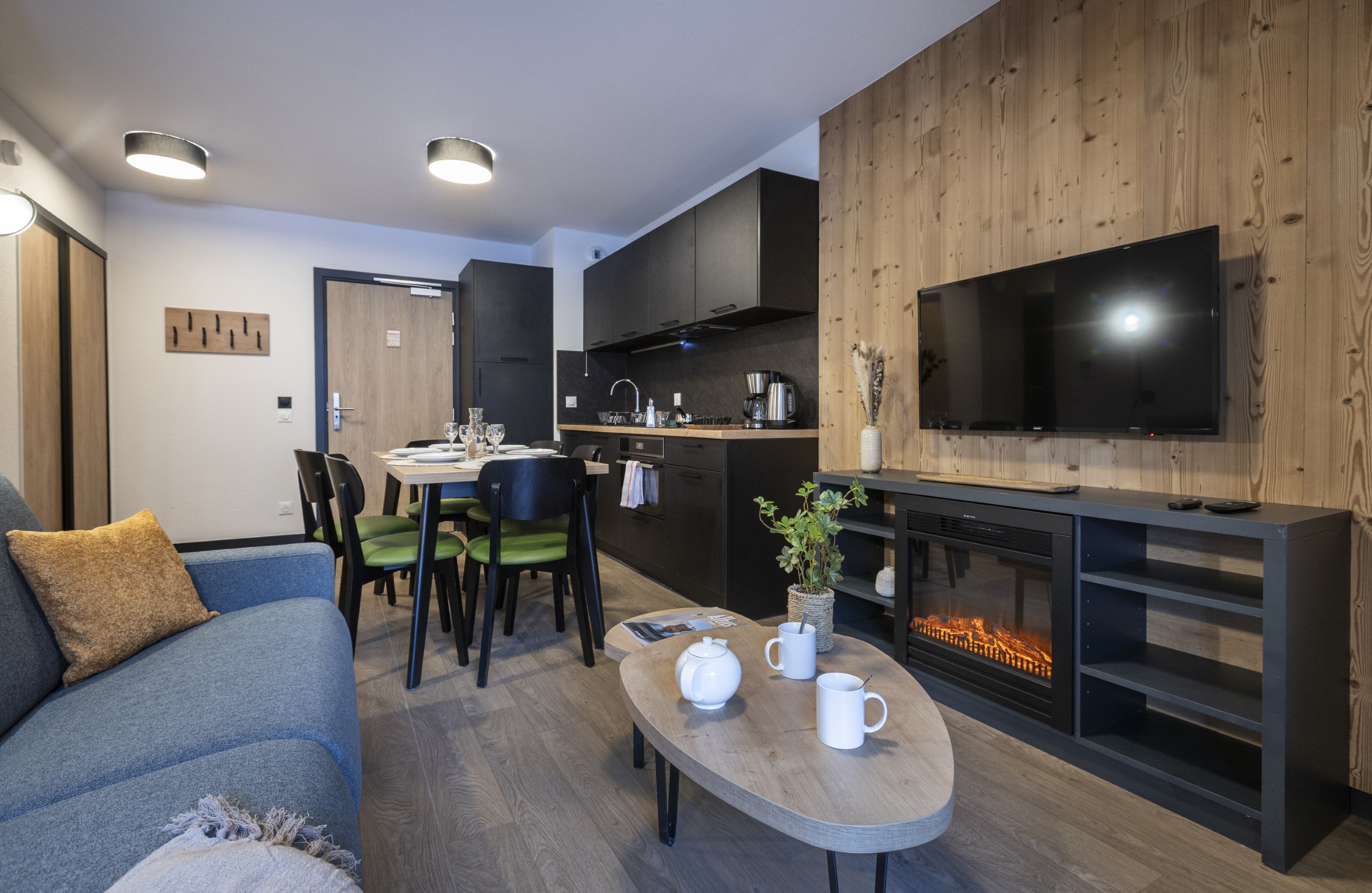 Le Serra Neva 3p6p Family