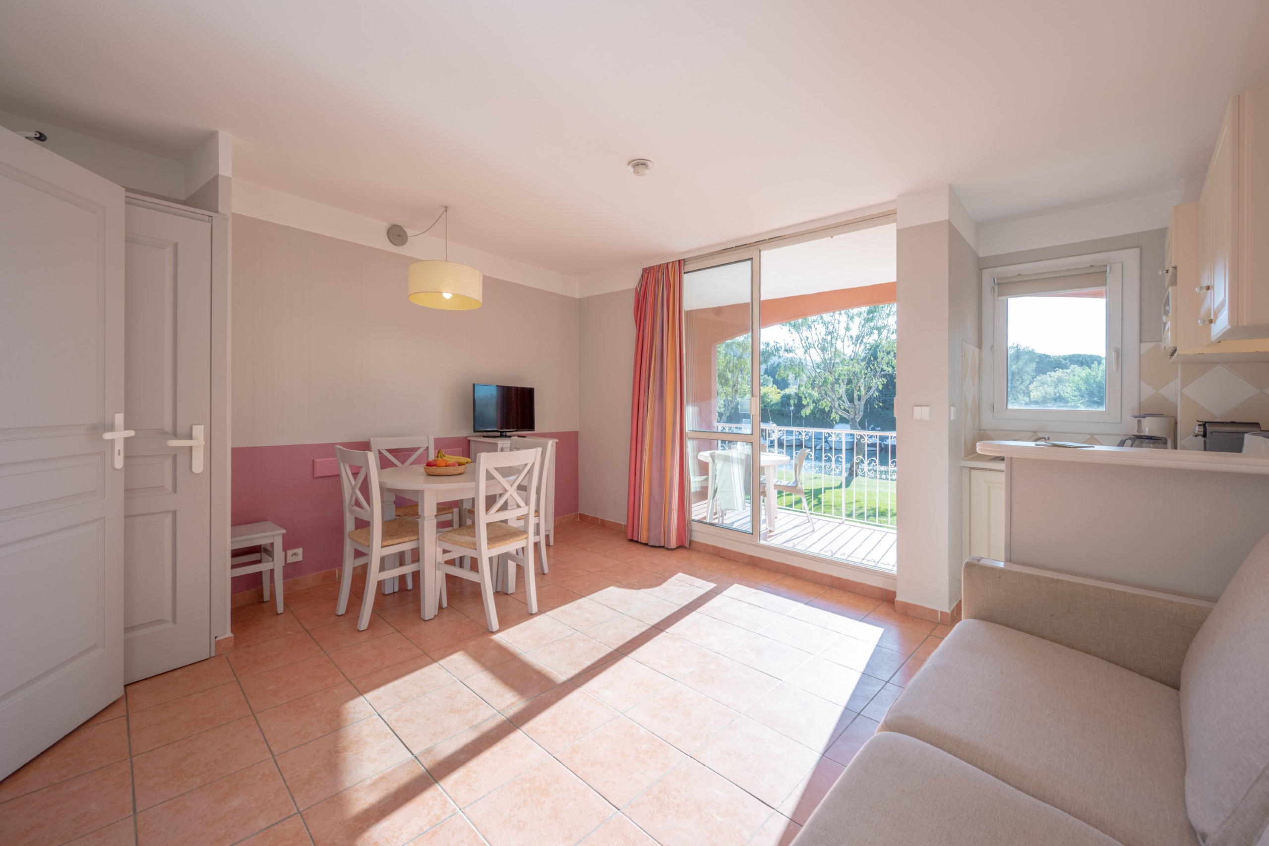 Cannes Mandelieu 2p5p NR