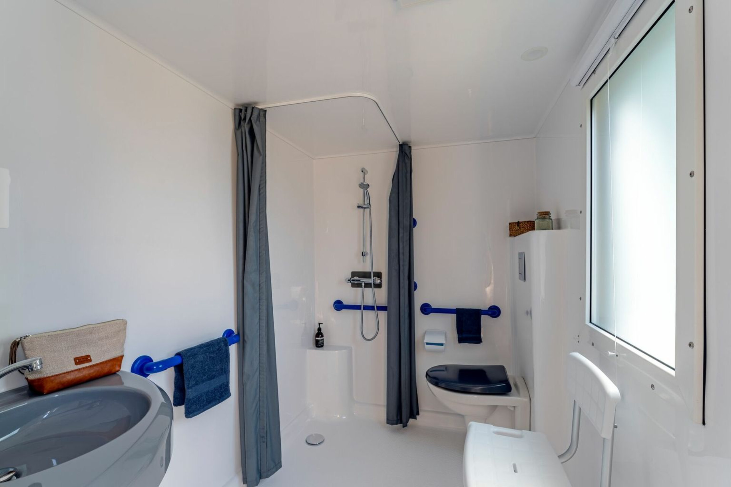 Cottage 4p 2Bdrms AirCon ****