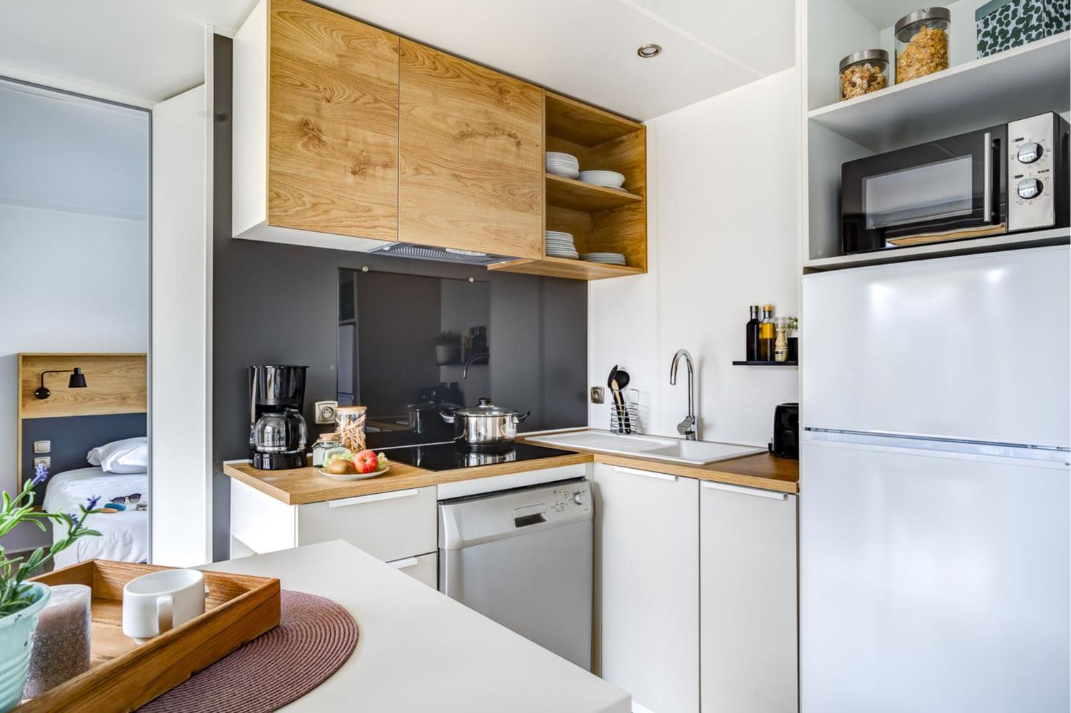 Cottage Friends 10p ****