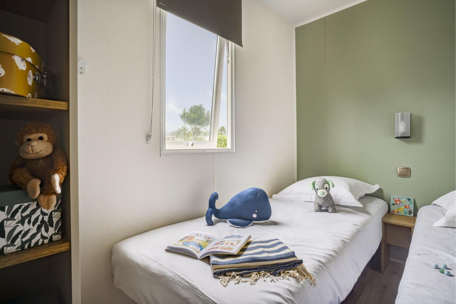 Cottage Friends 10p ****