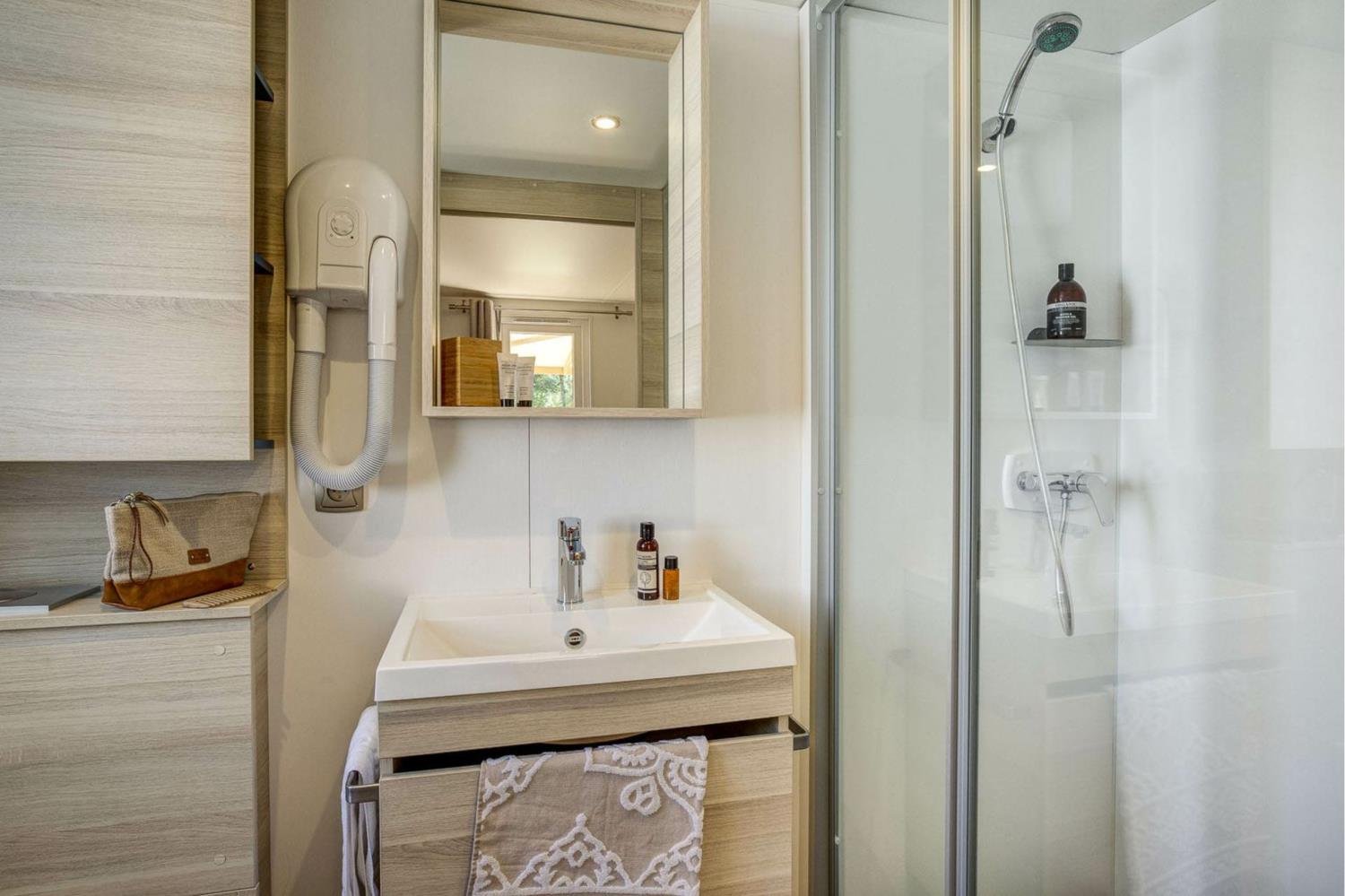 Cottage 6p 3Bdrms AirConPremium